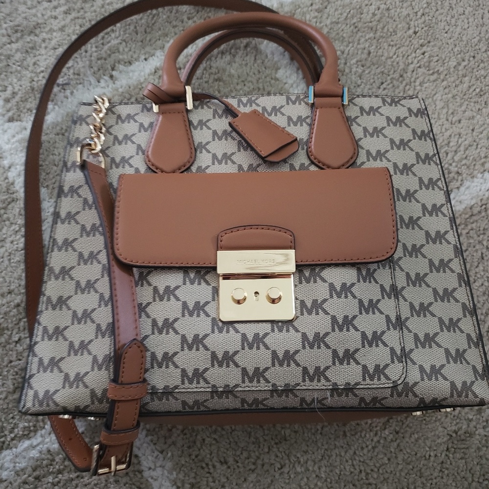 Michael Kors authentic  Bridgette handbag